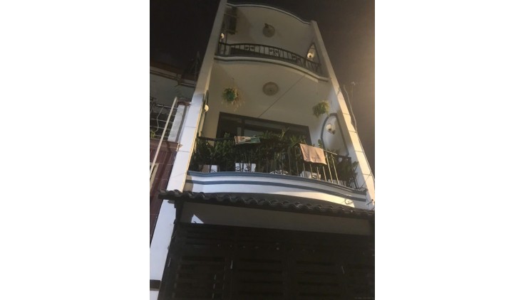 PHẠM VĂN CHIÊU - NHÀ 4 TẦNG - HẺM XE HƠI - CHỈ 2.98 TỶ - SỔ VUÔNG A4